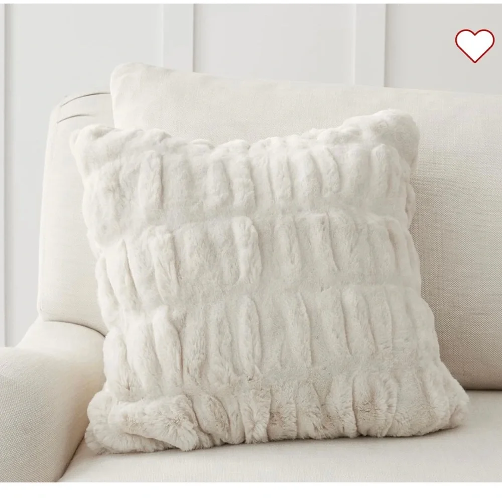 Set of 2 pottery barn ruched faux fur pillow covers 26x26 and 18x18 new w/o tags